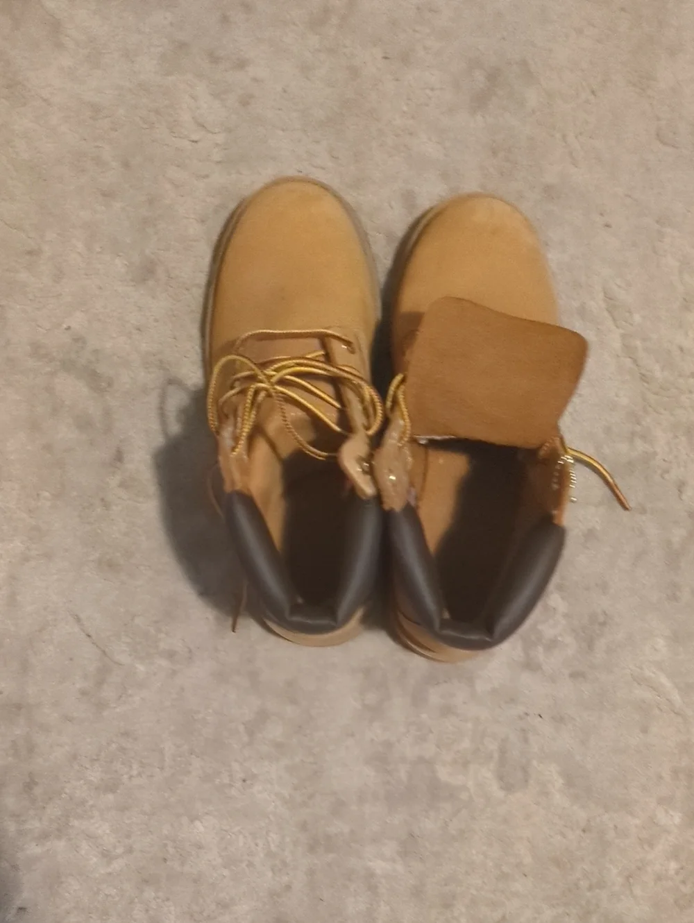 Timberland Juniors' 6 Inch Classic Boys Wheat Waterproof Boots Size 4.5 Boys